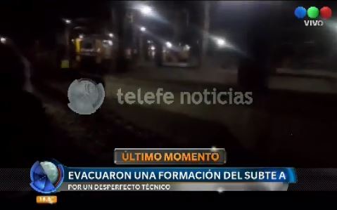 Subte A: pasajeros tuvieron que caminar por las vías