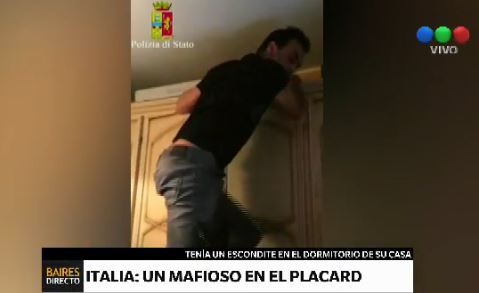 La Policía de Italia obliga a un mafioso a "salir del placard"