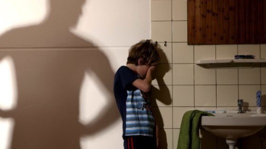 Indonesia aprueba la castración química y la pena de muerte a pederastas