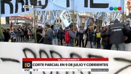 Cortes por caravana de organizaciones sociales en la Ciudad