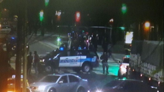 Policía muerto al enfrentar a "motochorros" que asaltaban a una mujer