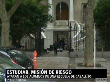 Estudiar, misión de riesgo en Caballito