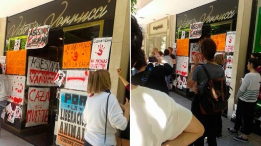 Escrache al local de lencería de Victoria Vanucci en Recoleta