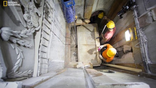 Fotos: abrieron la tumba de Jesús por primera vez en muchos siglos