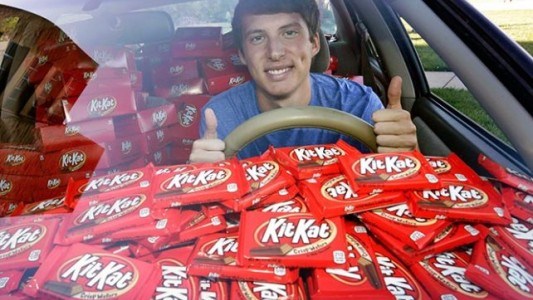 La insólita historia del joven al que le robaron un chocolate y recibió 6.500