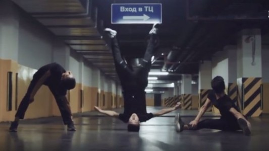 Video viral: la increíble coreografía de los bailarines mutantes