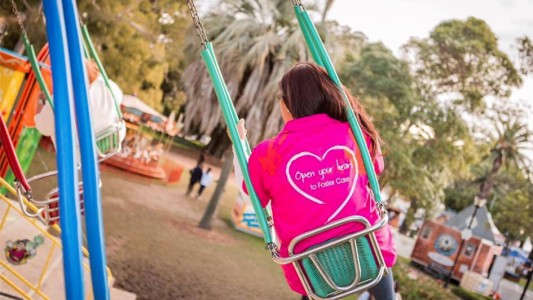 Una mujer se quedó dormida con su iPhone 7 enchufado encima y ésto fue lo que le pasó