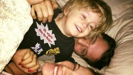 El especial regalo que recibió Noah Bublé en medio de su tratamiento