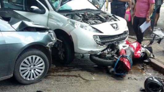 Morón: persiguió y atropelló a los motochorros que le robaron