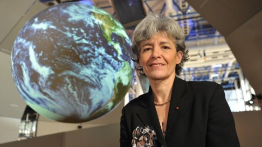 La historia de la astronauta francesa que alertó sobre extraterrestres e intentó suicidarse