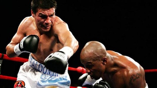 Detuvieron a un ex campeón mundial de boxeo acusado del abuso sexual de una de sus hija