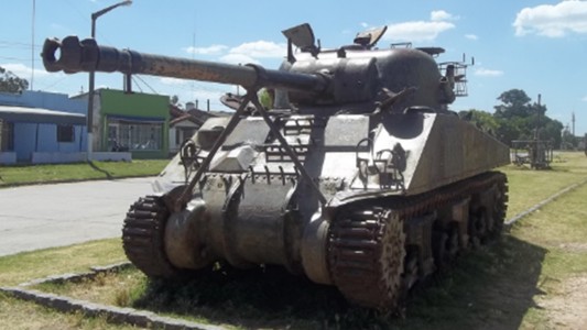 Un joven trató de robar un tanque de guerra y fue detenido