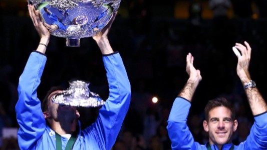 El blooper de Delbonis al alzar la Copa Davis
