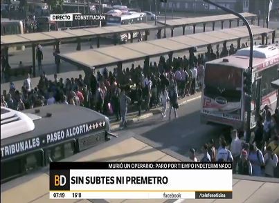 Se cargan las dársenas de colectivos en las cabeceras del subte