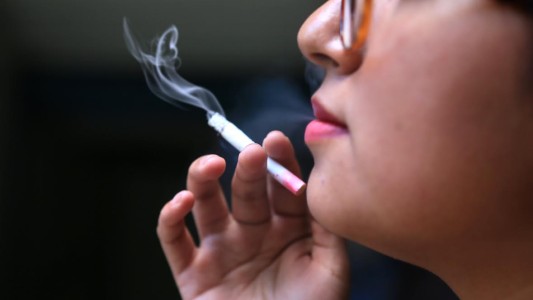El sorprendente dato para los que fuman "un cigarrillo al día"