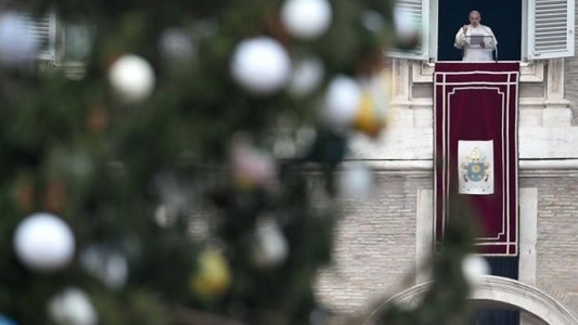 En el día de la Virgen, el Papa pidió por los desempleados