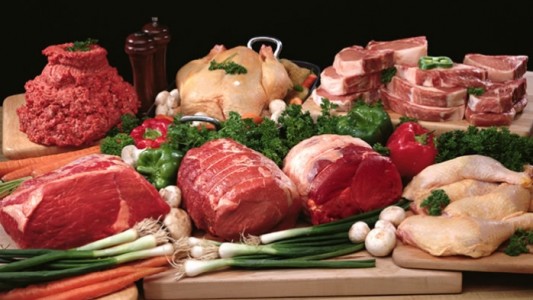 Por primera vez en nuestra historia, el consumo de pollo y cerdo supera al de la carne vacuna