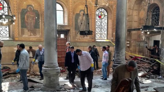 Atentado en una catedral de Egipto: al menos 25 muertos y 49 heridos