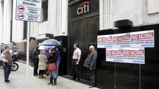 Los trabajadores bancarios pararán miércoles y jueves