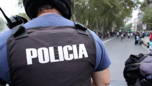 Simuló ser policía y violó adolescentes durante dos años