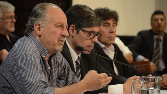 Las tres centrales sindicales pidieron al senado que apruebe la sanción de Ganancias