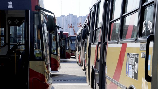 Mañana no habrá colectivos entre las 5 y las 7 por una medida de fuerza