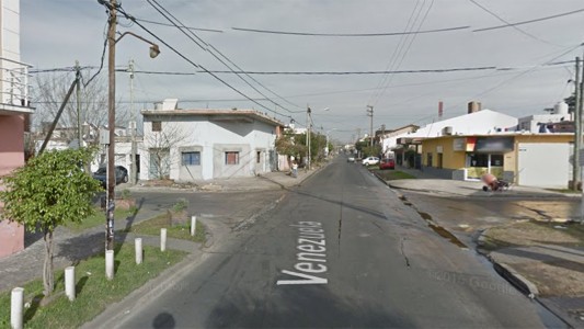 Violenta entradera a una pareja en Villa Luzuriaga