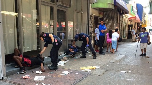 "Horda de zombis" en las calles de Nueva York por un tipo de marihuana "85 veces más potente"