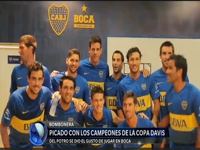 Los campeones de la Davis con la camiseta de Boca