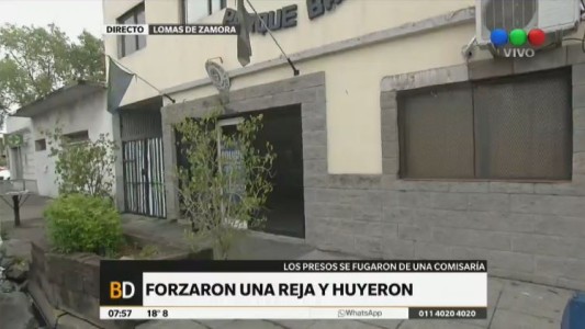 Se fugaron cuatro presos de una comisaría de Lomas