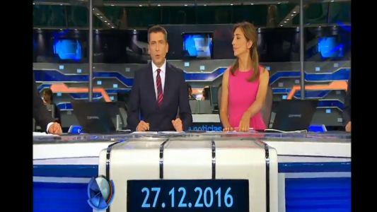Telefe Noticias a las 13 / Bloque 1 /  27/12/2016