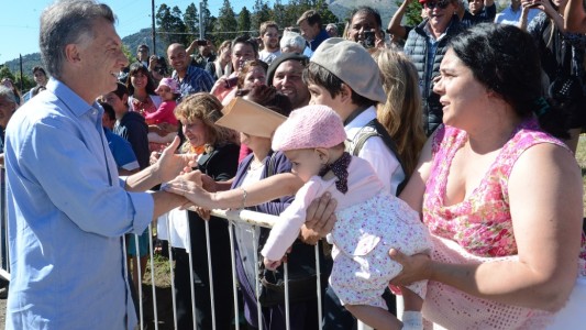 Bullrich confirmó que hay "7 demorados de ATE" por agresiones a Macri en Neuquén