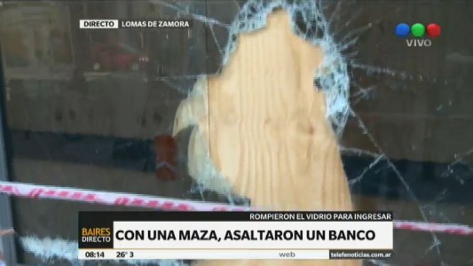 Asaltaron un banco en Lomas de Zamora y se llevaron 650 mil pesos
