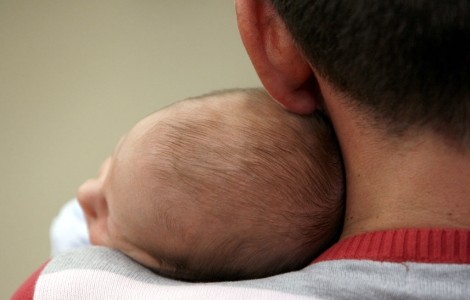 La Pampa: aprobaron licencia de 10 días por paternidad para empleados públicos