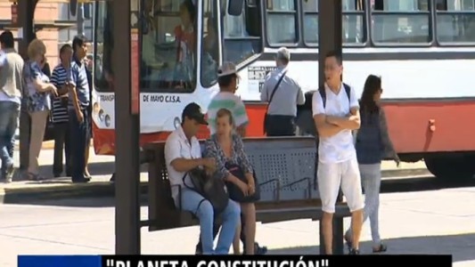 Capital del caos: planeta Constitución