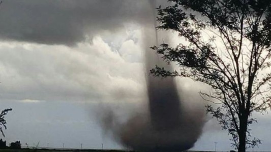 Un tornado de 20 minutos de duración alteró San Luis, no hubo heridos