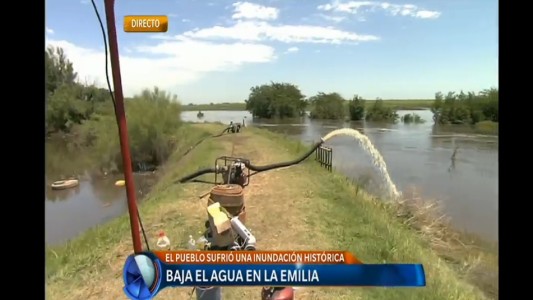 Baja el agua en La Emilia luego de la evacuación de todos sus habitantes