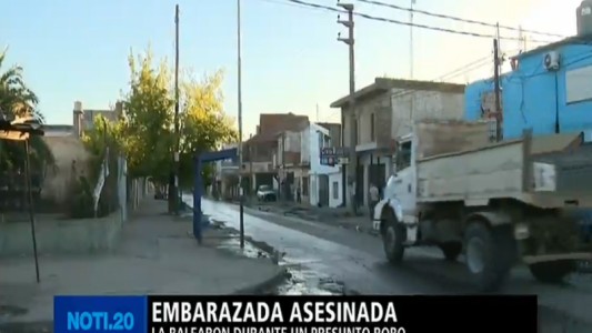 "La ambulancia nunca llegó": contó una vecina de la adolescente embarazada que asesinaron en una parada de colectivo