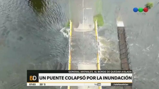 Un puente colapsó por la inundación en General Arenales