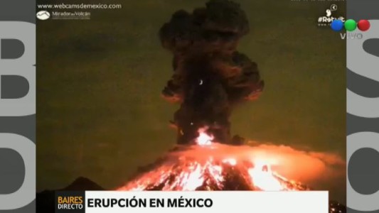 Hace erupción el Volcán de Colima en México