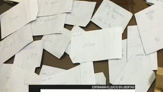 Excarcelan a ocho ex comisarios detenidos por presuntas coimas