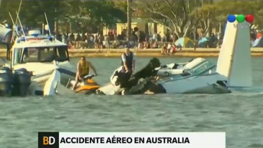 Un piloto realizó una trágica maniobra y se estrelló frente a 300 mil personas