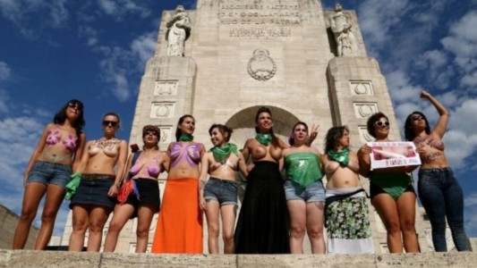 Además del Obelisco, se realiza el tetazo en todo el país