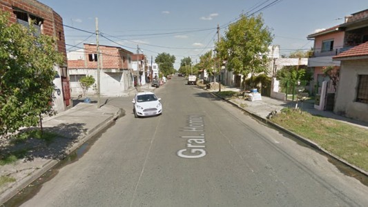 Femicidio en Lomas de Zamora: asesinaron a martillazos a una mujer y buscan a la pareja