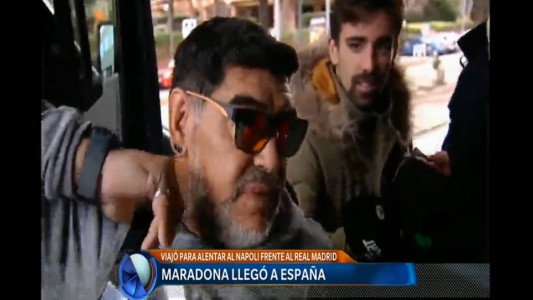 Maradona llegó a España para alentar al Nápoli