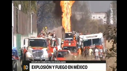 Explosión y fuego en México