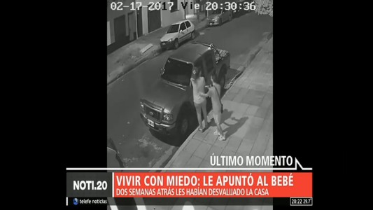 Vivir con miedo: le apuntó al bebé