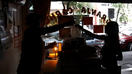 Récord de demanda eléctrica: hay más de 140 mil usuarios sin luz