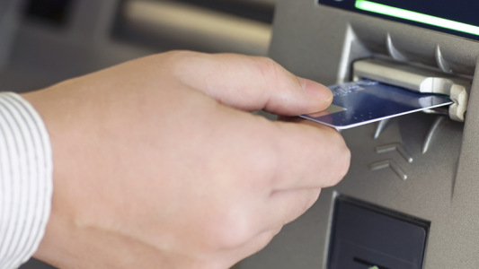 Desarrollan cajeros automáticos que usan huellas dactilares y no tarjetas