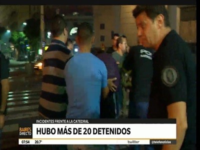 #ParoDeMujeres Están liberando a las detenidas por los incidentes de la marcha